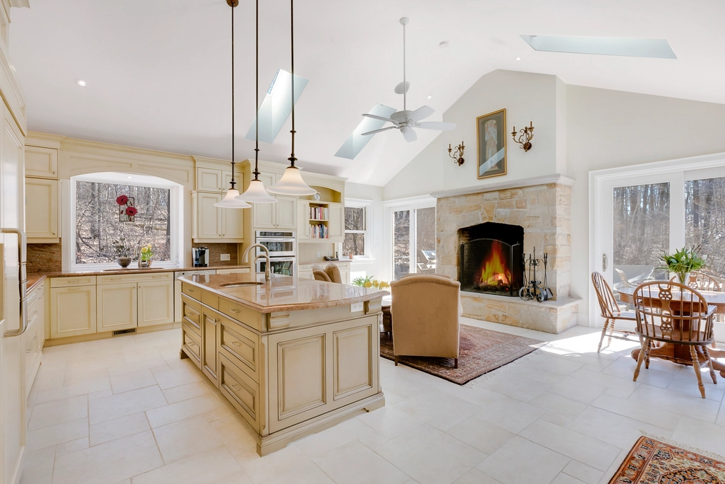Kitchen island