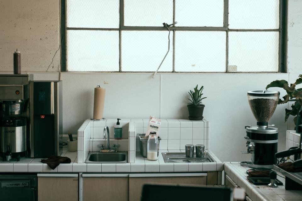 Kitchen sink