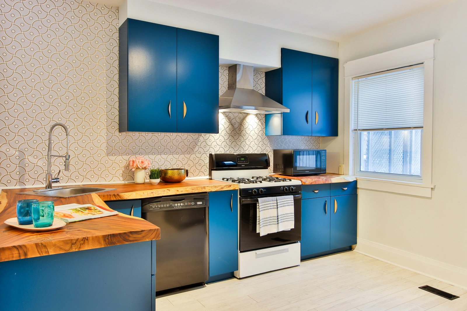 Small Kitchen Remodeling Services