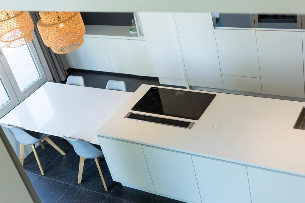 White kitchen